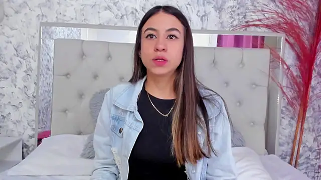 Ariana greenblat online show from November 13, 2025, 4:11 pm