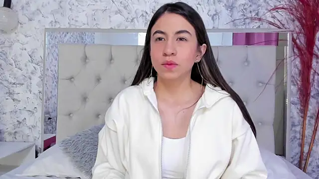 Ariana greenblat online show from October 24, 2025, 4:17 pm