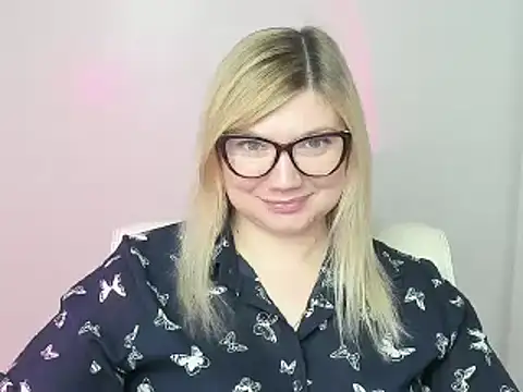 Lola moree online show from November 4, 2025, 1:04 pm