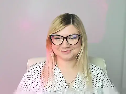 Lola moree online show from November 7, 2025, 12:53 pm