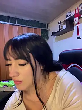 Snapshot of Melody_rousse_ chatting on November 21, 2025, 7:46 pm Melody rousse online show from November 21, 2025, 7:46 pm