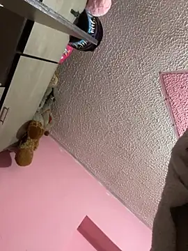 Snapshot of Melody_rousse_ chatting on October 27, 2025, 6:20 pm Melody rousse online show from October 27, 2025, 6:20 pm