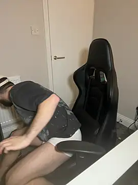 lucas kazimm online show from February 5, 2026, 8:37 pm