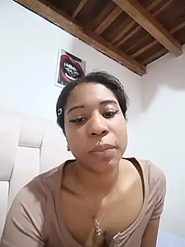 Snapshot of Zaira_Rose_ chatting on July 10, 2026, 2:44 am Zaira Rose online show from July 10, 2026, 2:44 am