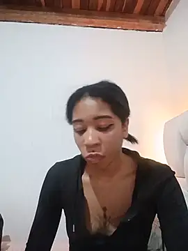 Snapshot of Zaira_Rose_ chatting on June 25, 2026, 1:25 am Zaira Rose online show from June 25, 2026, 1:25 am