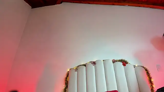 Snapshot of Zaira_Rose_ chatting on November 28, 2025, 2:39 pm Zaira Rose online show from November 28, 2025, 2:39 pm