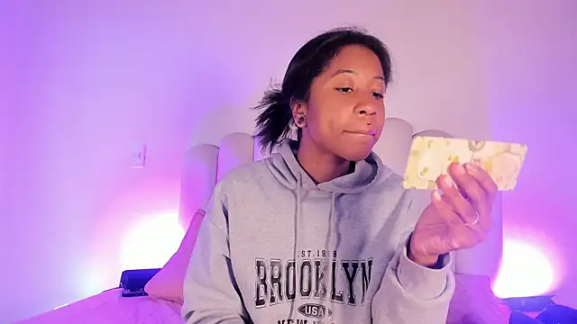 Snapshot of Zaira_Rose_ chatting on November 15, 2025, 1:59 pm Zaira Rose online show from November 15, 2025, 1:59 pm