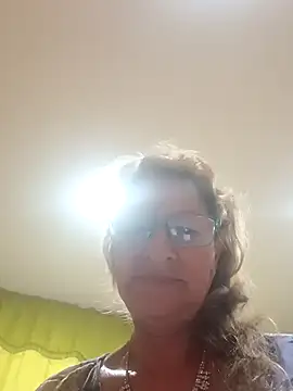 Snapshot of MaryLunna chatting on March 20, 2025, 11:38 am MaryLunna online show from March 20, 2025, 11:38 am