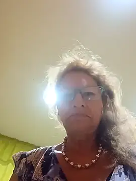 Snapshot of MaryLunna chatting on March 11, 2025, 11:33 am MaryLunna online show from March 11, 2025, 11:33 am