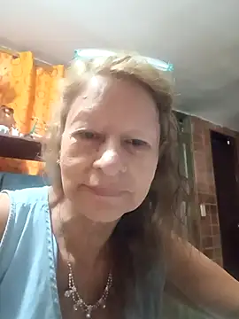Snapshot of MaryLunna chatting on February 24, 2025, 11:10 am MaryLunna online show from February 24, 2025, 11:10 am