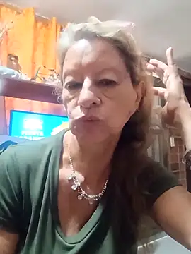 Snapshot of MaryLunna chatting on February 14, 2025, 2:02 pm MaryLunna online show from February 14, 2025, 2:02 pm