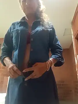 Snapshot of MaryLunna chatting on March 19, 2025, 11:39 am MaryLunna online show from March 19, 2025, 11:39 am