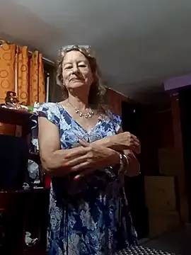 Snapshot of MaryLunna chatting on March 5, 2025, 1:17 pm MaryLunna online show from March 5, 2025, 1:17 pm