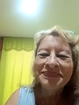 Snapshot of MaryLunna chatting on March 3, 2025, 11:55 am MaryLunna online show from March 3, 2025, 11:55 am