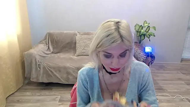 SexyBeatriice online show from February 8, 2026, 7:28 am