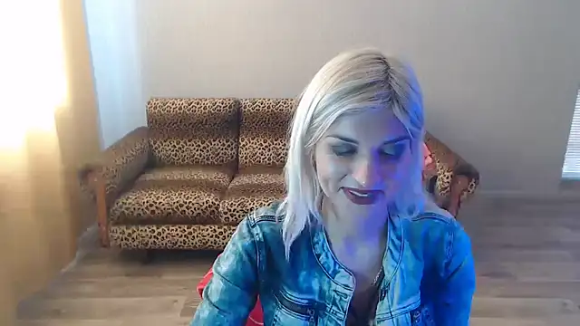 SexyBeatriice online show from February 16, 2025, 10:10 am