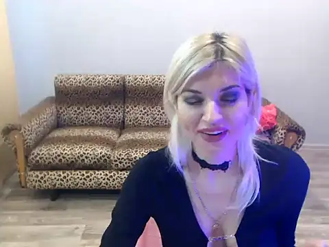 Snapshot of SexyBeatriice chatting on November 29, 2025, 7:41 am SexyBeatriice online show from November 29, 2025, 7:41 am