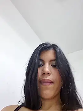 Snapshot of Angela_Sophie chatting on December 13, 2025, 8:04 pm Angela Sophie online show from December 13, 2025, 8:04 pm