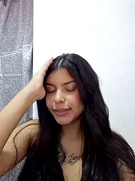 Snapshot of Angela_Sophie chatting on November 6, 2025, 7:40 pm Angela Sophie online show from November 6, 2025, 7:40 pm