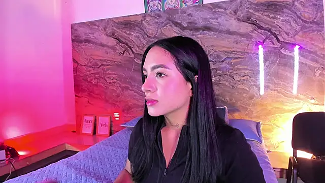Estefy gomez09 online show from May 2, 2026, 12:21 pm