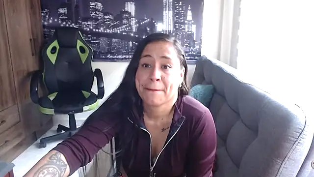 Snapshot of kamila_lovee chatting on November 21, 2025, 7:35 pm kamila lovee online show from November 21, 2025, 7:35 pm