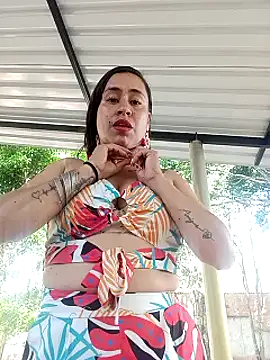 Snapshot of kamila_lovee chatting on October 13, 2025, 7:15 pm kamila lovee online show from October 13, 2025, 7:15 pm