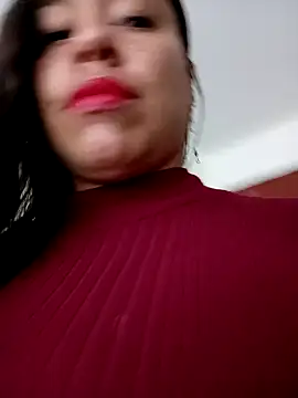 Snapshot of kamila_lovee chatting on November 27, 2025, 8:20 pm kamila lovee online show from November 27, 2025, 8:20 pm