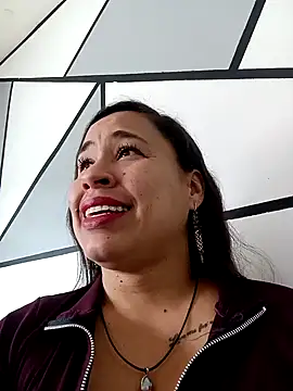 Snapshot of kamila_lovee chatting on October 8, 2025, 7:14 pm kamila lovee online show from October 8, 2025, 7:14 pm