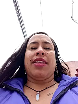 Snapshot of kamila_lovee chatting on October 20, 2025, 7:14 pm kamila lovee online show from October 20, 2025, 7:14 pm