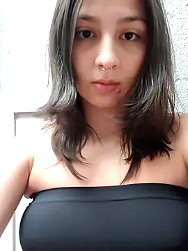 Maiden-Hot online show from March 18, 2026, 8:10 pm