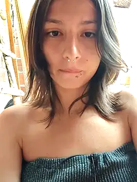 Snapshot of Maiden-Hot chatting on November 2, 2025, 1:05 pm Maiden-Hot online show from November 2, 2025, 1:05 pm