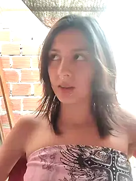 Snapshot of Maiden-Hot chatting on October 25, 2025, 7:47 pm Maiden-Hot online show from October 25, 2025, 7:47 pm