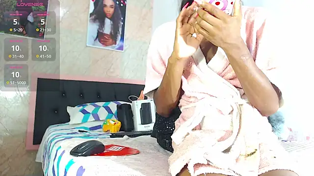 Snapshot of k_stormi_ chatting on December 16, 2025, 10:41 am k stormi online show from December 16, 2025, 10:41 am