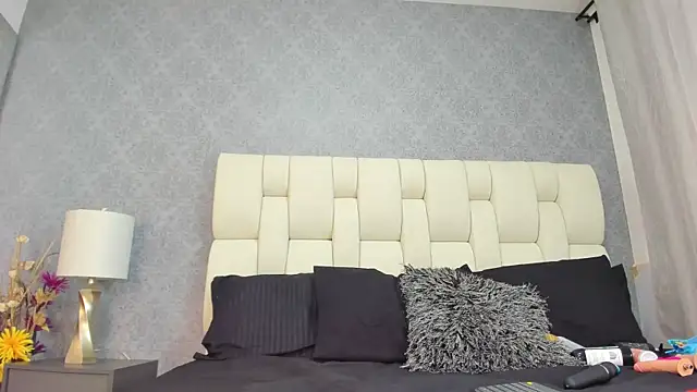 amanda29 online show from October 20, 2025, 7:14 pm