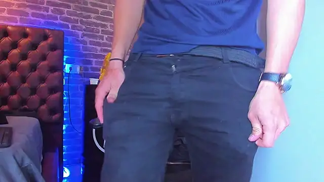 Thomas May4rs online show from February 13, 2025, 4:00 am