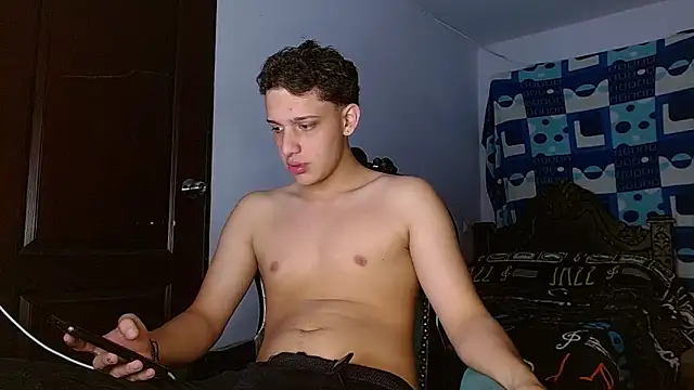 Thomas May4rs online show from November 27, 2025, 10:10 pm