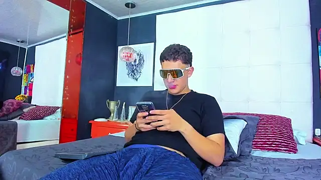 Thomas May4rs online show from March 13, 2025, 7:42 am