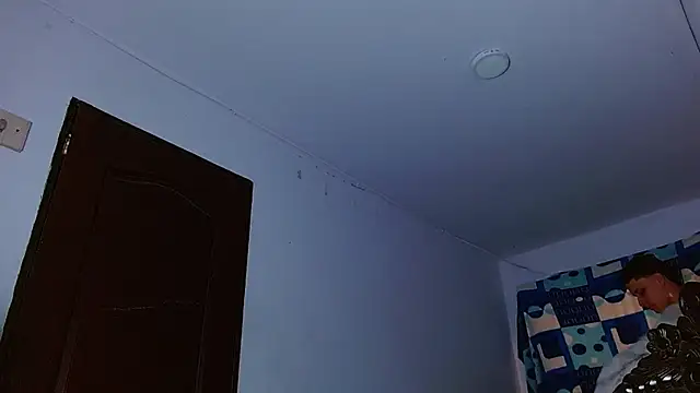 Thomas May4rs online show from December 1, 2025, 3:35 pm