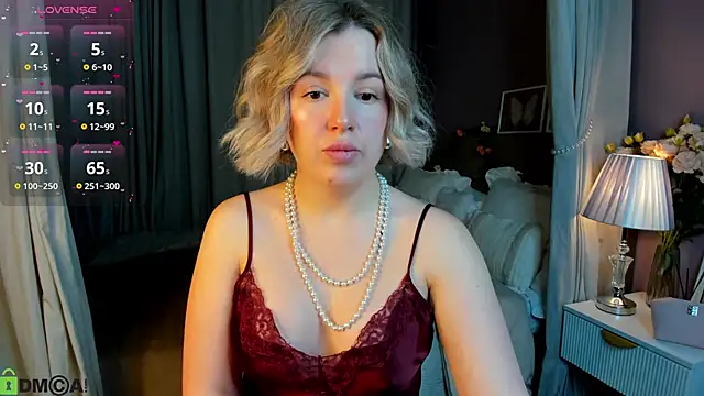 Nikki Kai online show from September 25, 2025, 12:27 am