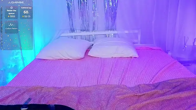 Hotary Yuko online show from December 19, 2025, 4:05 am