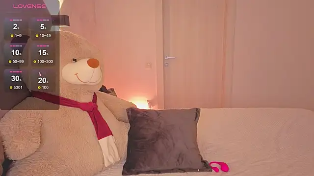 Snapshot of CaseyCraig chatting on November 11, 2025, 3:18 pm CaseyCraig online show from November 11, 2025, 3:18 pm