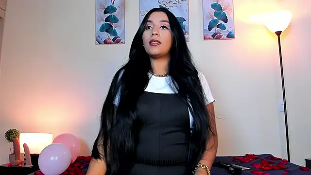 Snapshot of aleya_bliss chatting on February 14, 2025, 12:57 pm aleya bliss online show from February 14, 2025, 12:57 pm