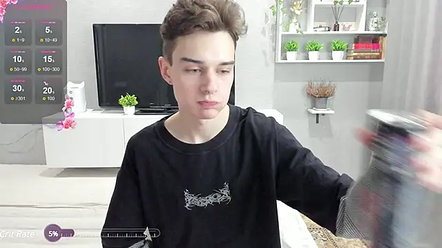 avegothy- online show from February 17, 2025, 12:38 pm