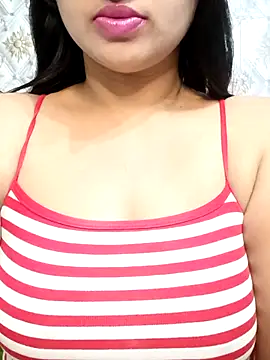 Sweety4u97 online show from November 15, 2025, 10:14 pm