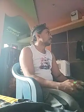 Snapshot of bigcock_thick chatting on October 13, 2025, 6:48 am bigcock thick online show from October 13, 2025, 6:48 am