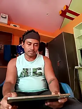 Snapshot of bigcock_thick chatting on December 5, 2025, 4:00 am bigcock thick online show from December 5, 2025, 4:00 am