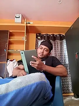 bigcock thick online show from March 17, 2026, 3:09 am