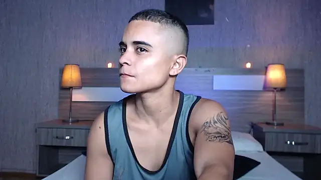 Liiamthompson online show from September 10, 2025, 11:20 am