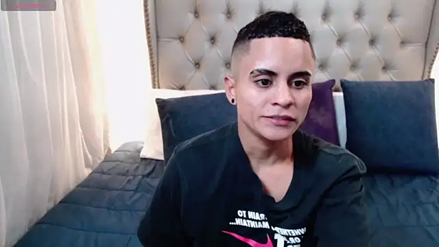 Snapshot of Liiamthompson chatting on June 17, 2026, 7:24 pm Liiamthompson online show from June 17, 2026, 7:24 pm