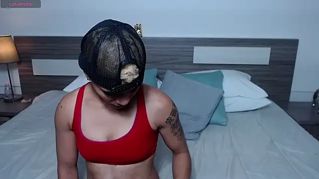 Snapshot of Liiamthompson chatting on February 14, 2026, 11:38 pm Liiamthompson online show from February 14, 2026, 11:38 pm